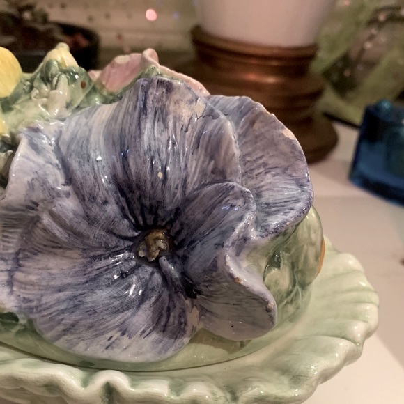 Italian San Marco Nove Lidded Pansy Dish - Picture 4 of 10